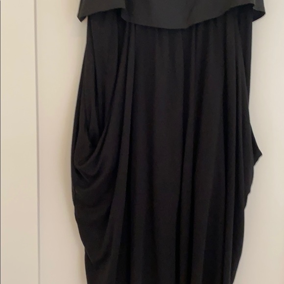 Theory LBD with Pockets - Picture 4 of 9